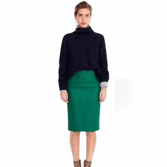 J. Crew pencil skirt in double-serge cotton. Size 6P - Picture 3 of 6